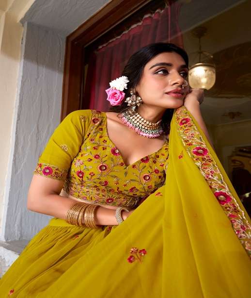 DESIGNER WEDDING PARTY WEAR HEAVY GEORGETTE FANCY LEHENGA CHOLI LNB 1417