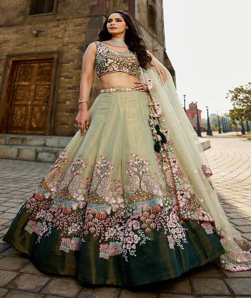 INDIAN DESIGNER BOLLYWOOD BRIDAL WEDDING PARTY WEAR SILK HANDWORK LEHENGA CHOLI NT 6131 COLOR
