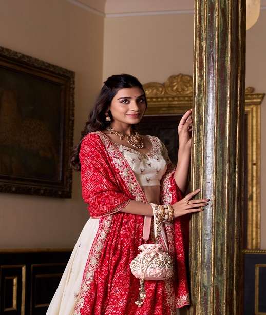 INDIAN DESIGNER BOLLYWOOD WEDDING PARTY WEAR VICHITRA SILK LEHENGA CHOLI KU 1436