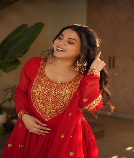 LATEST DESIGNER WEDDING PARTY WEAR READYMADE GEORGETTE ANARKALI SUIT LONG GOWN KU 1162 COLOR