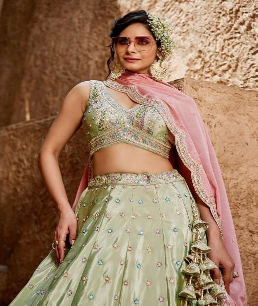 DESIGNER BOLLYWOOD BRIDAL WEDDING PARTY WEAR HAND WORK SATIN SILK LEHENGA CHOLI NT 6138