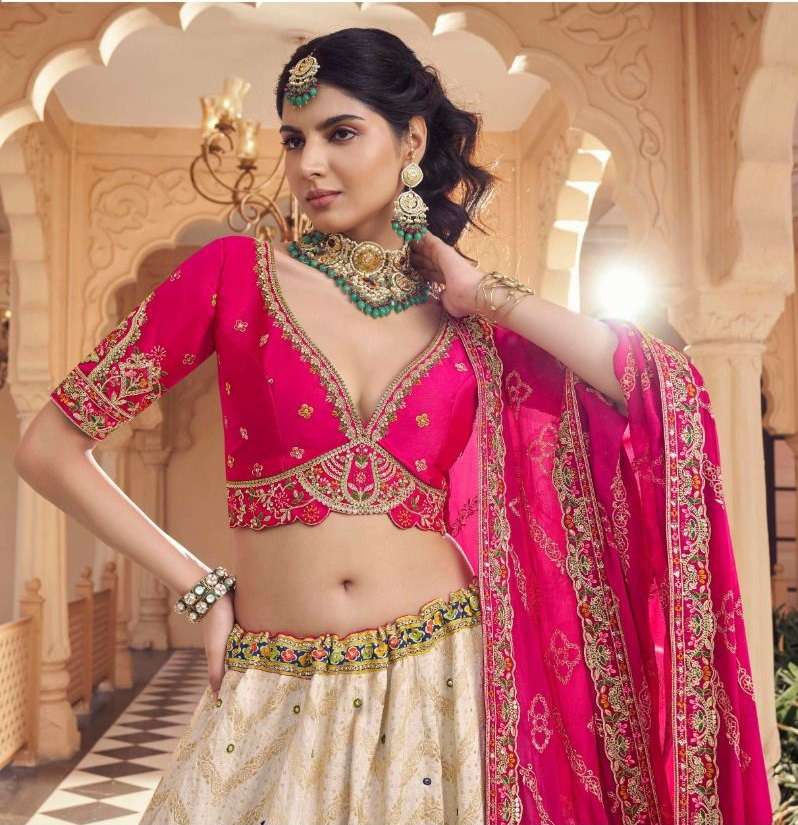 DESIGNER BOLLYWOOD BRIDAL WEDDING PARTY WEAR HEAVY SILK LEHENGA CHOLI SENHORA DRESSES NT 401-404
