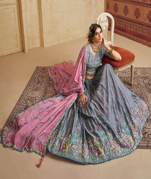 INDIAN DESIGNER BOLLYWOOD WEDDING PARTY WEAR HEAVY SILK LEHENGA CHOLI NT 6073