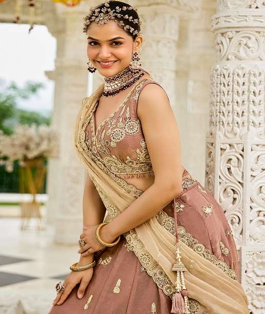 INDIAN DESIGNER BOLLYWOOD WEDDING PARTY WEAR HEAVY SATIN SILK READYMADE LEHENGA CHOLI NT 6193 COLOR