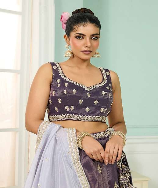 INDIAN DESIGNER BOLLYWOOD WEDDING PARTY WEAR HEAVY TISSUE SILK LEHENGA CHOLI NT 6143