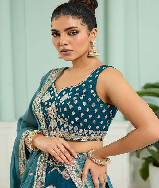 DESIGNER BRIDAL WEDDING PARTY WEAR HEAVY SILK LEHENGA CHOLI SENHORA DRESSES NT 4207 COLOR