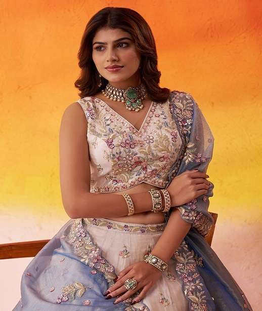 DESIGNER BOLLYWOOD BRIDAL WEDDING PARTY WEAR TISSUE SILK LEHENGAS CHOLI SENHORA DRESSES NT 6195 COLORS