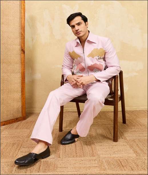 DESIGNER PARTY WEAR READYMADE INDIAN MENS VELVET JACKET PANT FOR WEDDING KF 21121-21128