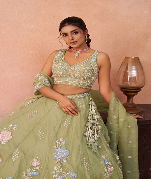 INDIAN DESIGNER BOLLYWOOD WEDDING PARTY WEAR HEAVY TISSUE SILK LEHENGA CHOLI NT 6241 COLOR