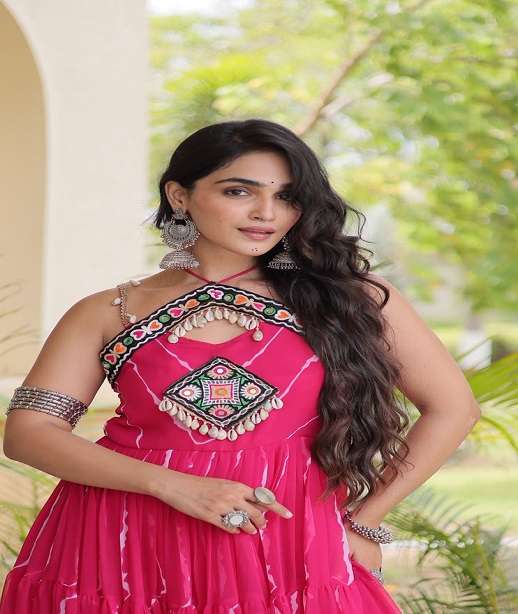 DESIGNER NAVRATRI WEAR FAUX GEORGETTE KUTCHI WORK NAVRATRI ANARKALI KURTI KU 1270 COLOR