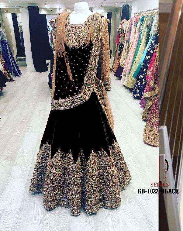 ATTRACTIVE BLACK COLOR HEAVY VELVET SALWAR SUIT ANARKALI TYPE