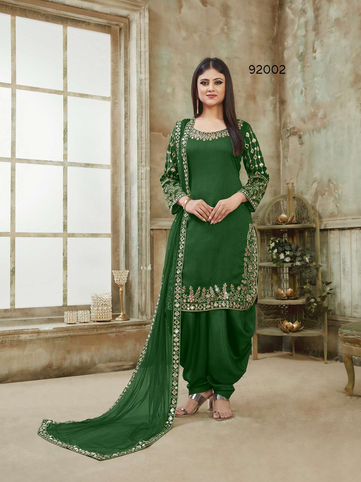 ADORABLE GREEN PUNJABI DESIGNER SILK PATIYALA SALWAR SUIT DRESS COLLECTION 92002