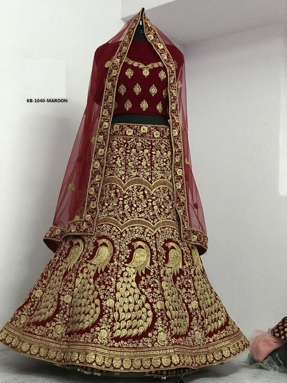 PREMIUM DESIGNER BRIDAL WEDDING WEAR LEHENGA CHOLI IN VELVET FABRIC KB1040