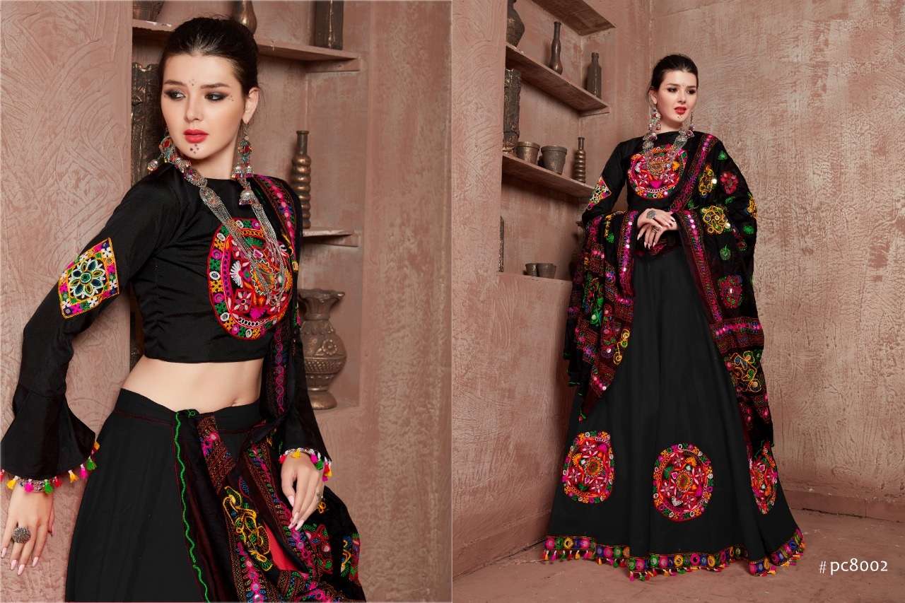 BLACK DESIGNER FANCY NAVRATRI SPECIAL GAMTHI LEHENGA CHOLI IN COTTON 8002D