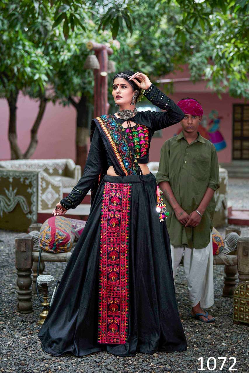 DESIGNER MULTI COLOR NAVRATRI SPECIAL GAMTHI LEHENGA CHOLI IN COTTON 1072