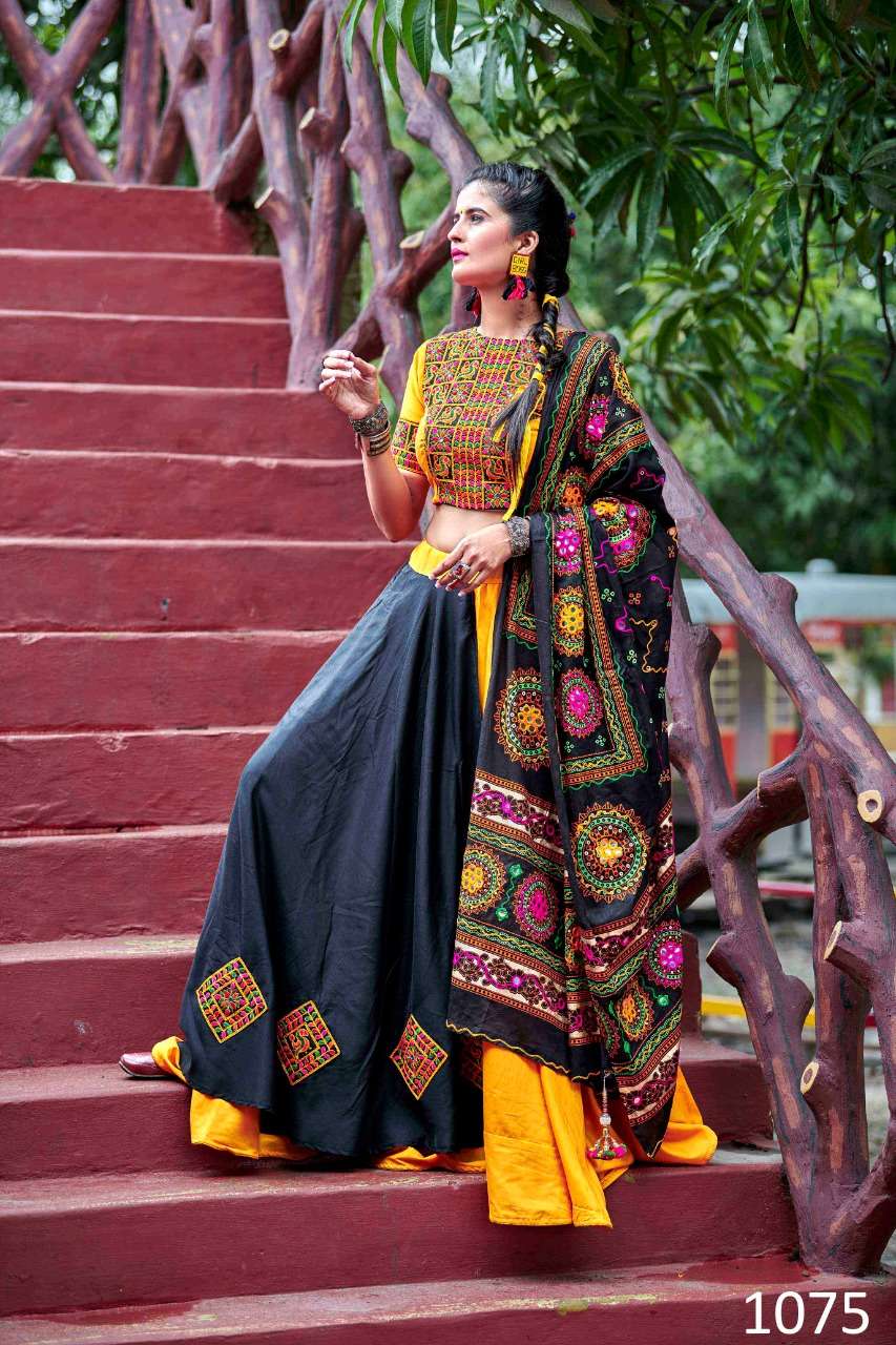 DESIGNER MULTI COLOR NAVRATRI SPECIAL GAMTHI LEHENGA CHOLI IN COTTON 1075