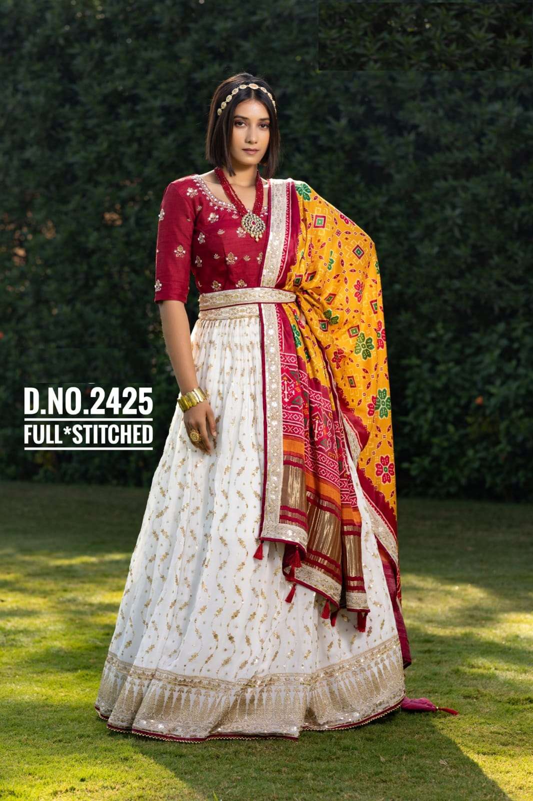 BEST QUALITY DESIGNER WEDDING PARTY WEAR LEHENGA CHOLI AT WHOLESALE RATE NEW DESIGN DST 2425