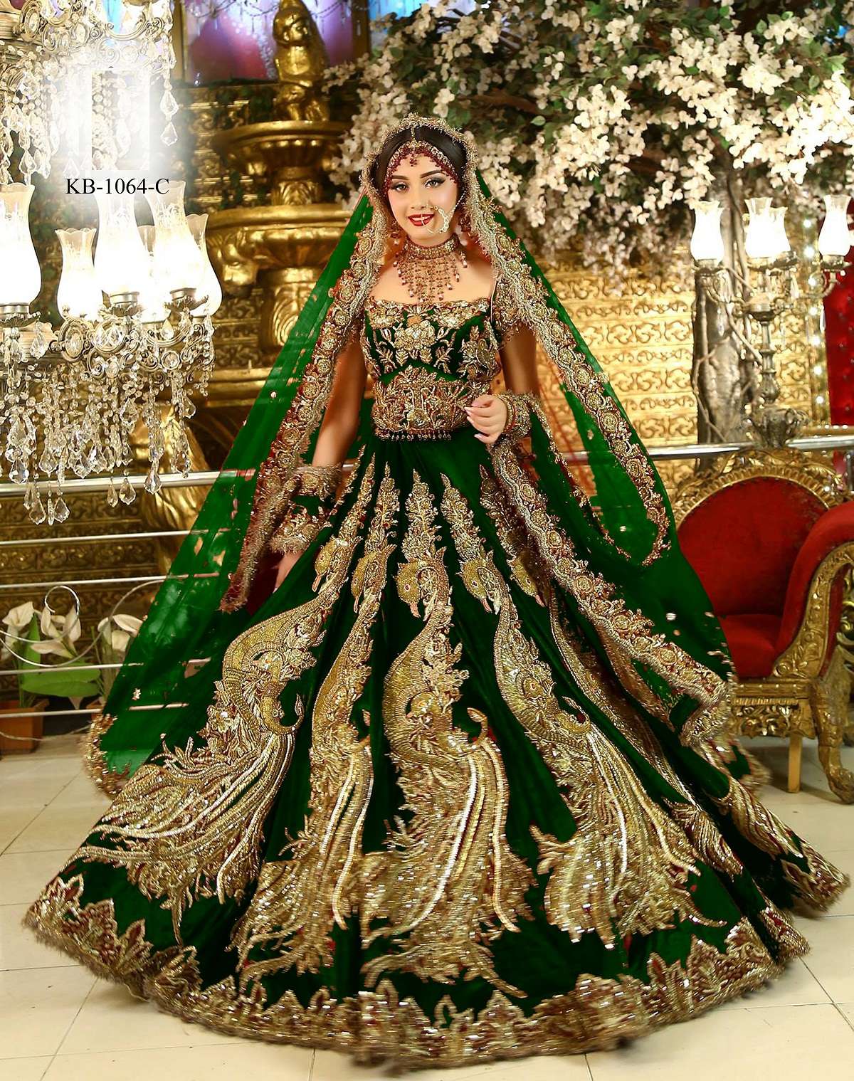 BOLLYWOOD DESIGNER BEST BRIDAL WEDDING WEAR LEHENGA CHOLI IN VELVET FABRIC KB 1064 C