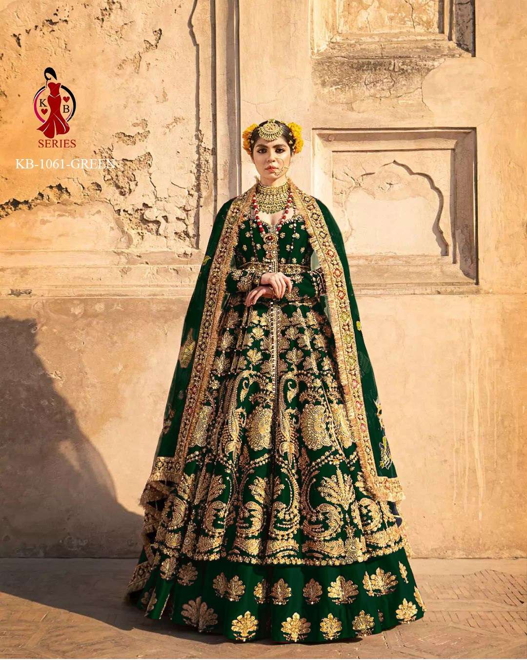 BOLLYWOOD DESIGNER BEST GREEN BRIDAL WEDDING WEAR TOP LEHENGA CHOLI IN VELVET FABRIC KB 1061