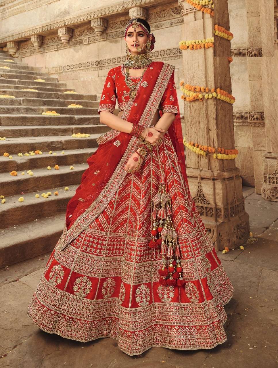 DESIGNER FANCY WEDDING PARTY WEAR SILK BRIDAL LEHENGA CHOLI COLLECTION SM 924A