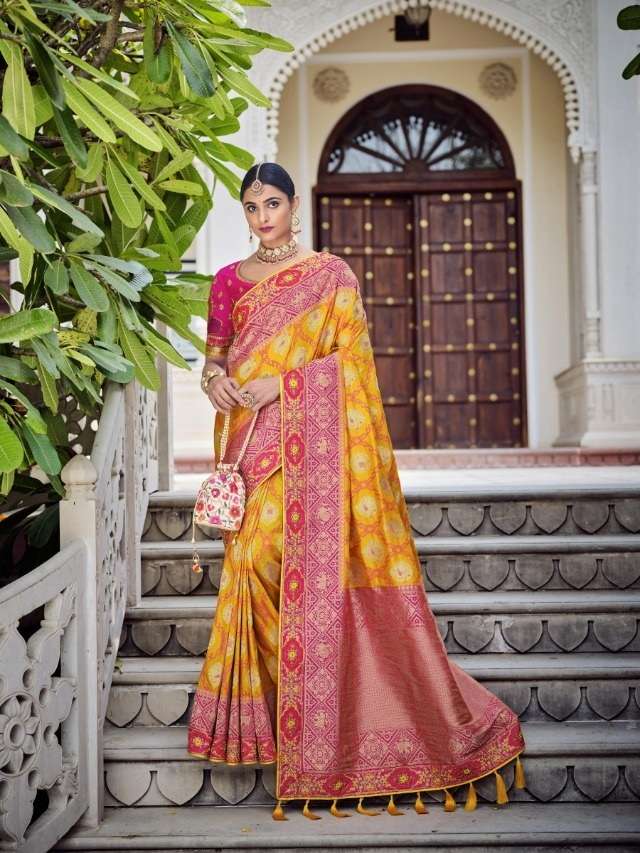 HOT SELLING DESIGNER BANARASI SILK SAREE EXCLUSIVE COLLECTION FOR WEDDING PARTY WEAR TATHASTU 5207