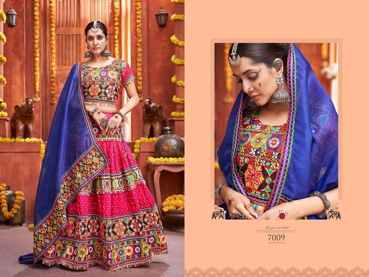 DESIGNER FANCY NAVRATRI SPECIAL GAMTHI LEHENGA CHOLI IN COTTON VIWAH FASHION PC 7009