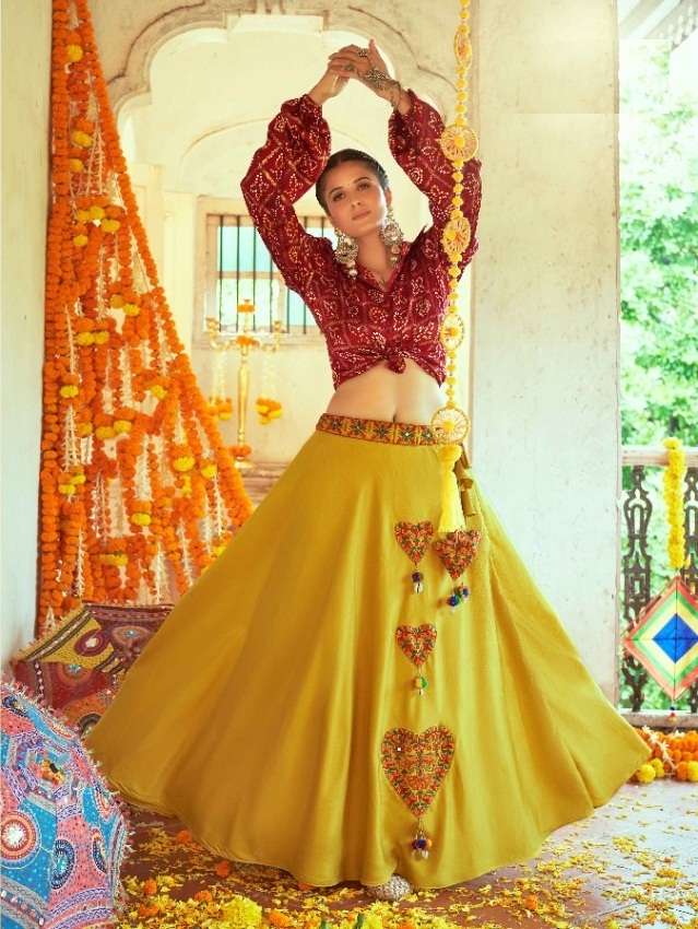 FANCY TRENDY NAVRATI GAMTHI FANCY WEAR SKIRT TOP TYPE LEHENGA CHOLI KF 2105