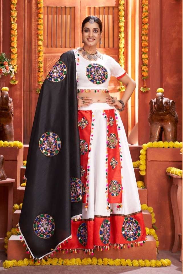 NAVRATRI TRADITIONAL LEHENGA CHOLI GAMATHI CHOLI NAVRATRI CHOLI PC 7013