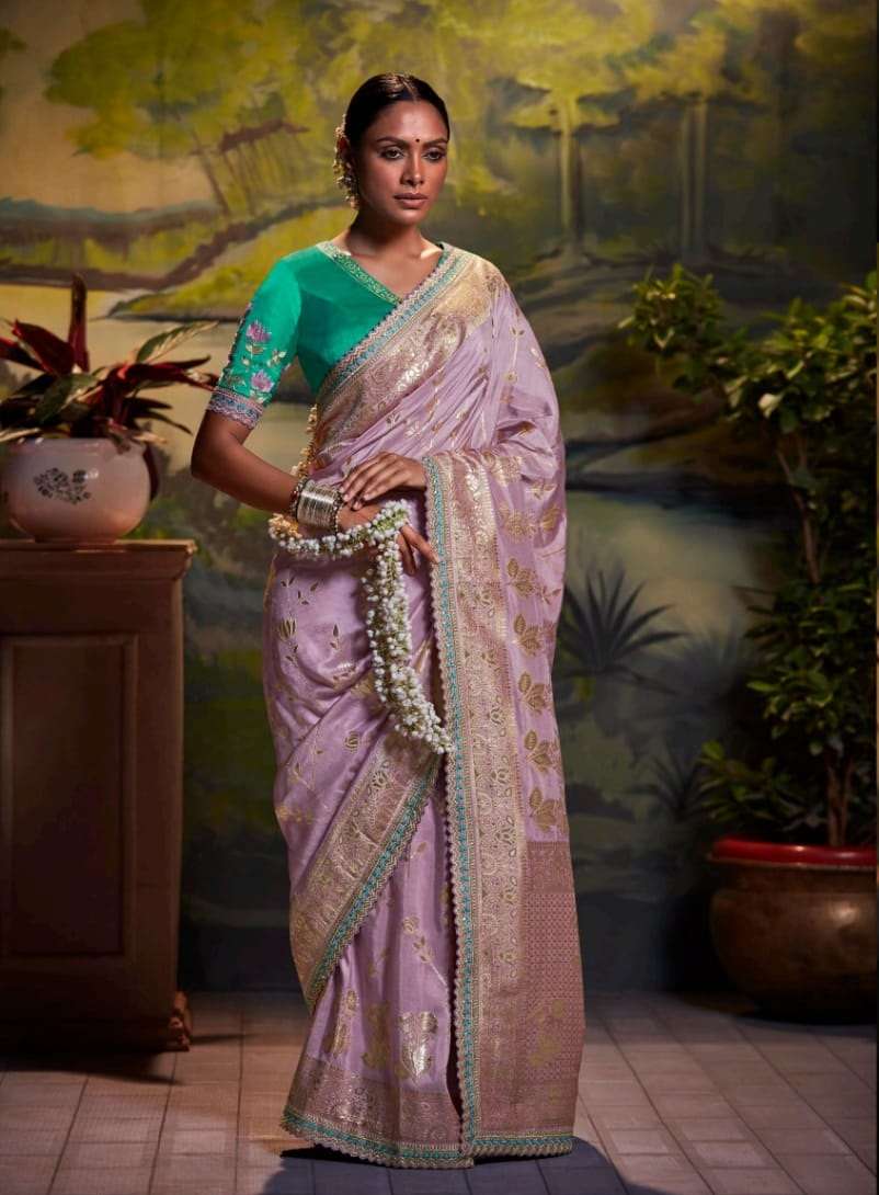 DESIGNER FANCY PARTY WEAR SILK SAREE EXCLUSIVE COLLECTION KARMA PARNIKA 129