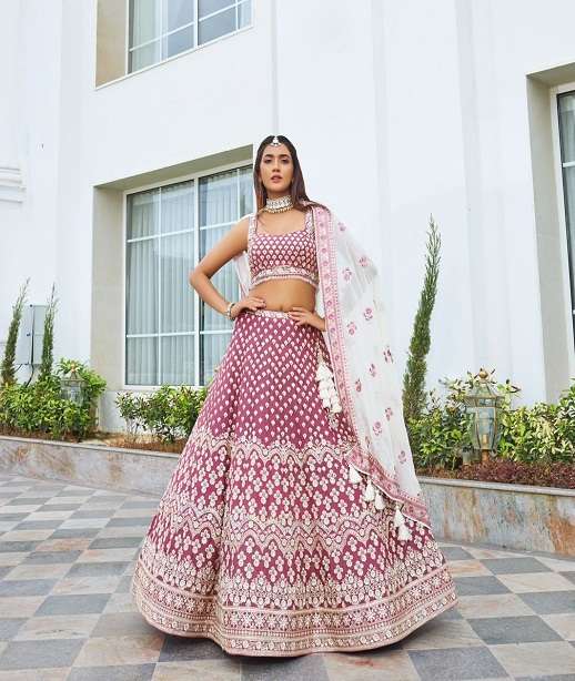 BEST DESIGNER PINK PARTY WEAR BRIDAL WEDDING HEAVY SILK LEHENGA CHOLI NAVKAR SM4