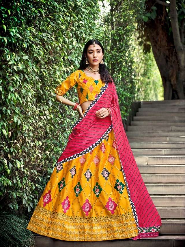 DESIGNER FANCY NEW TRENDY YELLOW PARTY WEAR SILK LEHENGA CHOLI KF BRIDESMAID 2221