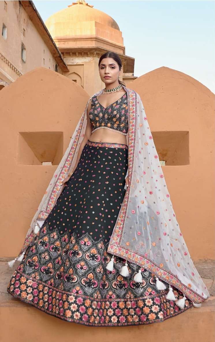 BLACK BEST DESIGNER BRIDAL WEDDING PARTY WEAR HEAVY PURE GEORGETTE LEHENGA CHOLI NAVKAR C16