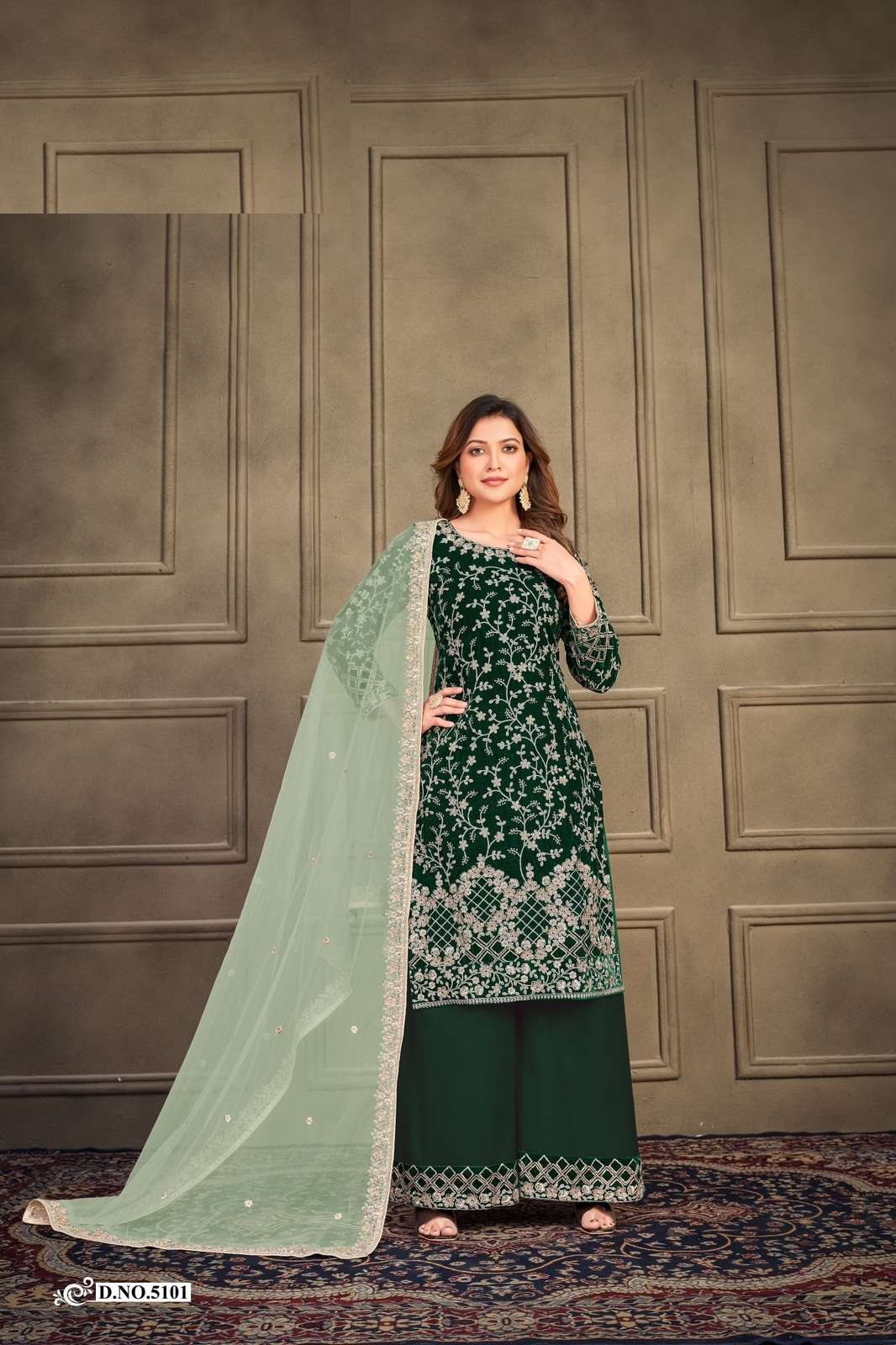 DESIGNER FANCY GREEN PAKISTANI PARTY WEAR VELVET STRAIGHT SALWAR SUIT ANY 5101