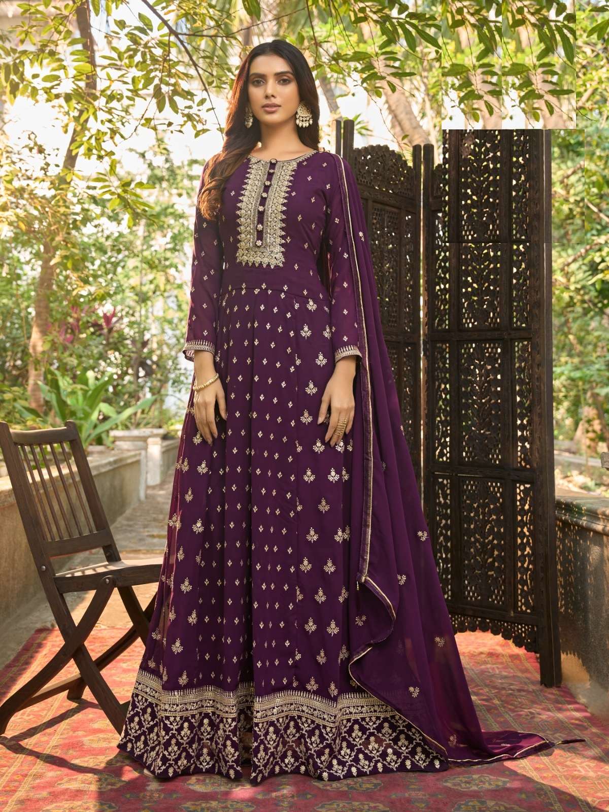 CELEBRITY STYLE DESIGNER ANARKALI PARTY WEAR PURPLE SALWAR KAMEEZ DRESS IN HEAVY FAUX GEORGETTE SABAH ZAINA 1021