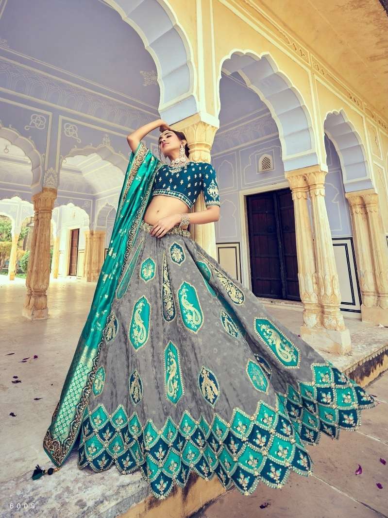 BEST DESIGNER GREY BRIDAL WEDDING PARTY WEAR HEAVY PURE SILK LEHENGA CHOLI SM TATHASTU 6009