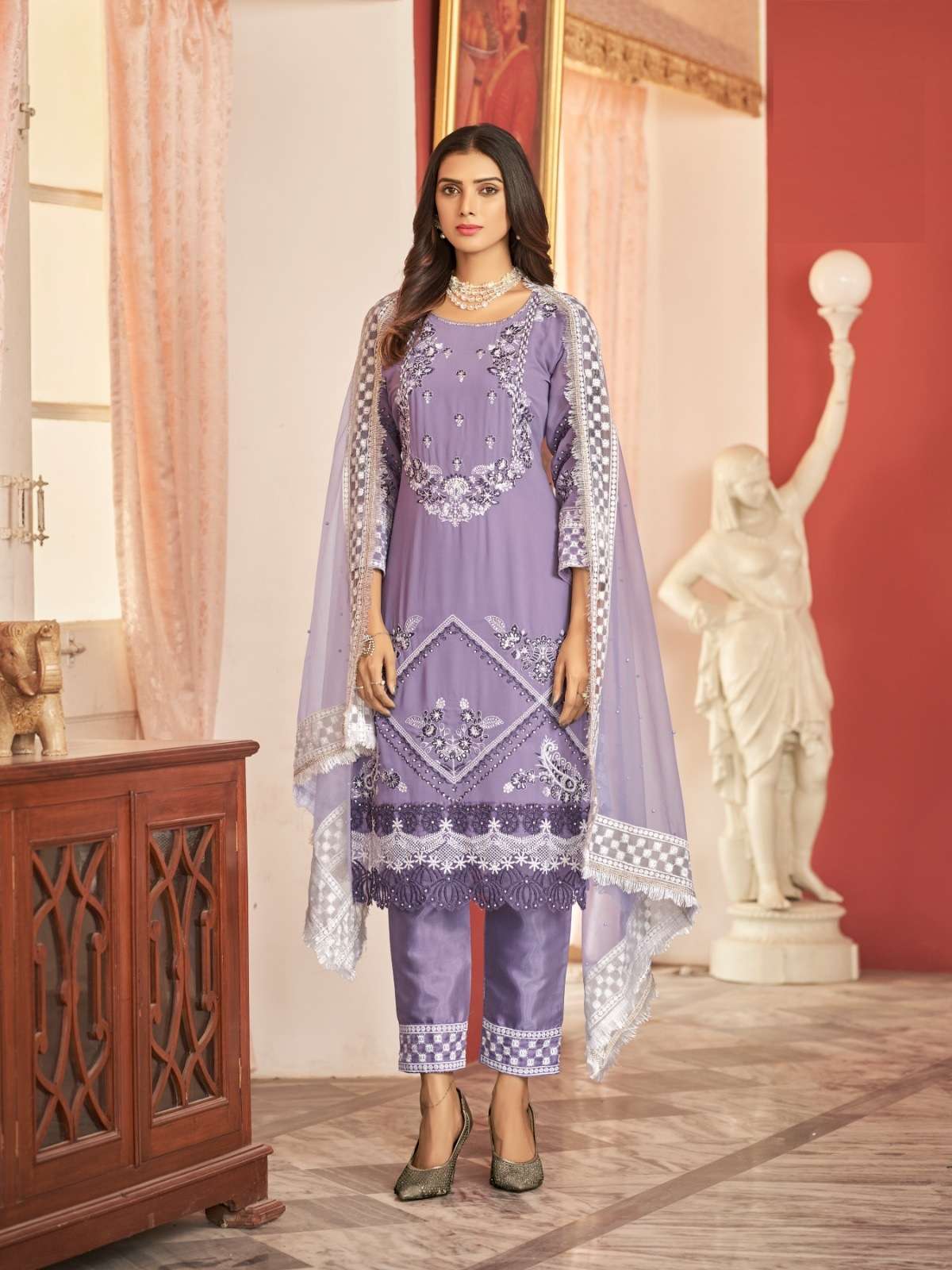 DESIGNER FANCY WEDDING PARTY LAVENDER PAKISTANI WEAR GEORGETTE SALWAR SUIT SABAH PAKIZA 2023