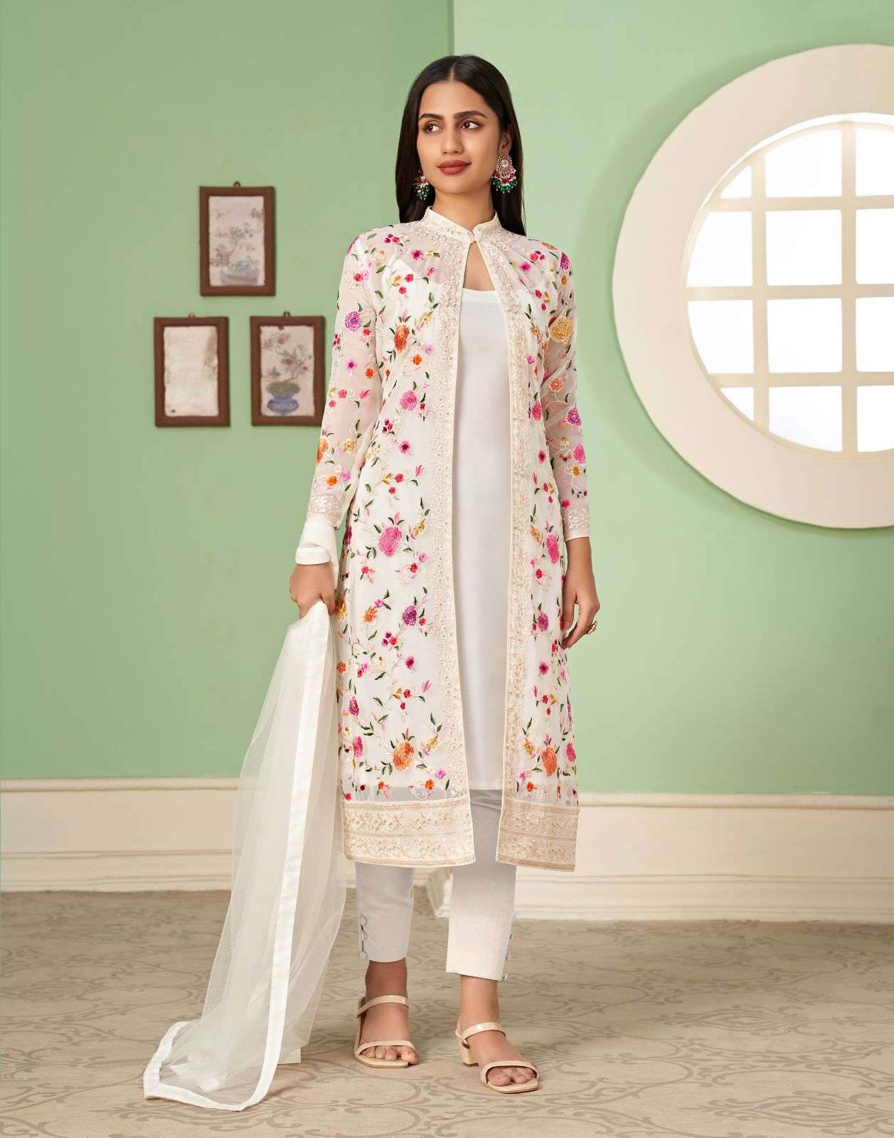 DESIGNER FANCY WEDDING PARTY WEAR OFF WHITE GEORGETTE STRAIGHT SALWAR SUIT ALZ MURAD 2052B