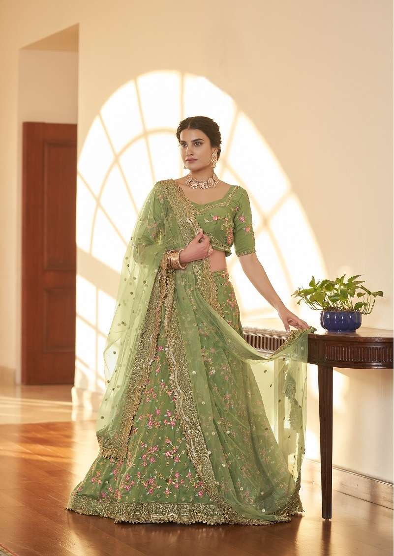 DESIGNER TRENDY STYLISH FANCY WEDDING PARTY WEAR MEHENDI LEHENGA CHOLI IN CHINON SILK FABRIC AAHVAN SHRINGAR 804