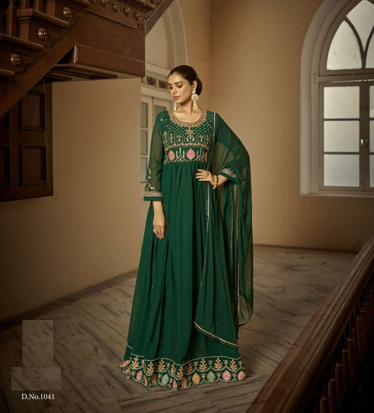 GREEN DESIGNER ANARKALI PARTY WEAR SALWAR SUIT LONG GOWN IN PREMIUM GEORGETTE SM SABAH FIZA 1043