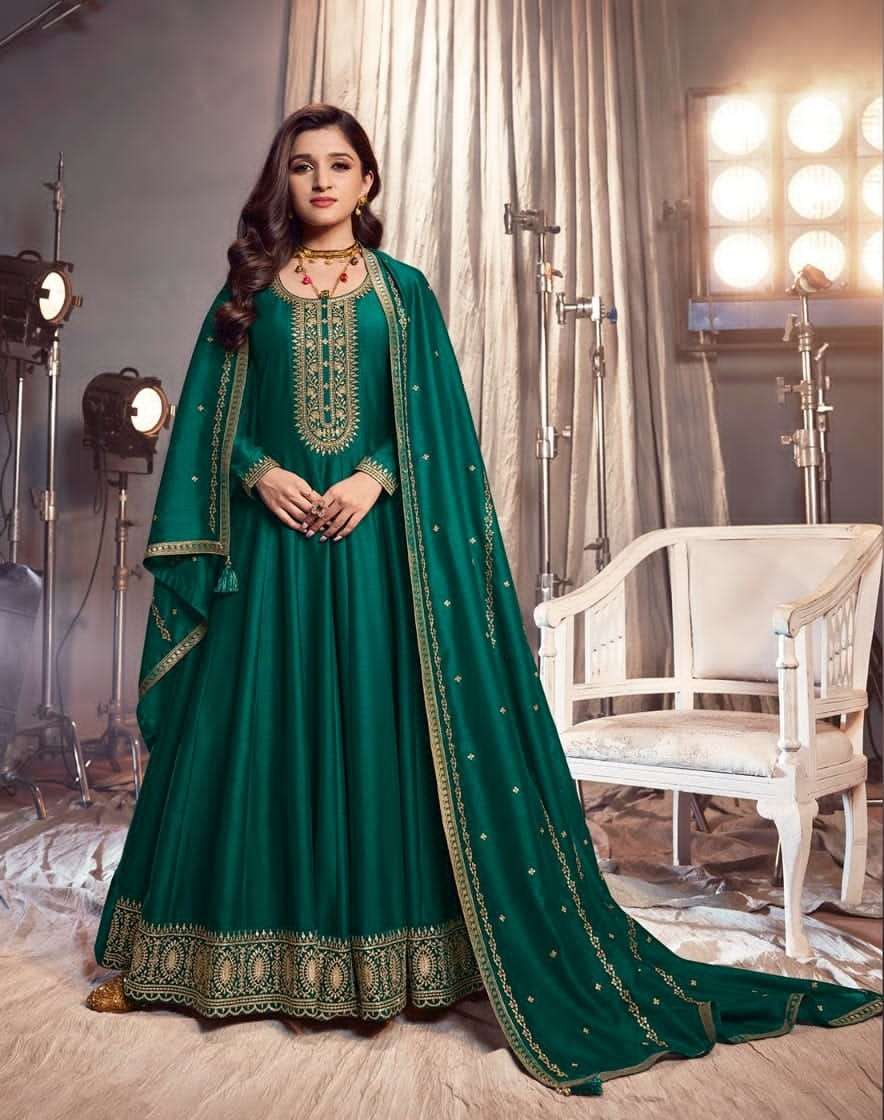 DESIGNER SILK GREEN ANARKALI SALWAR SUIT GOWN WITH DUPATTA IN LATEST RH 41201