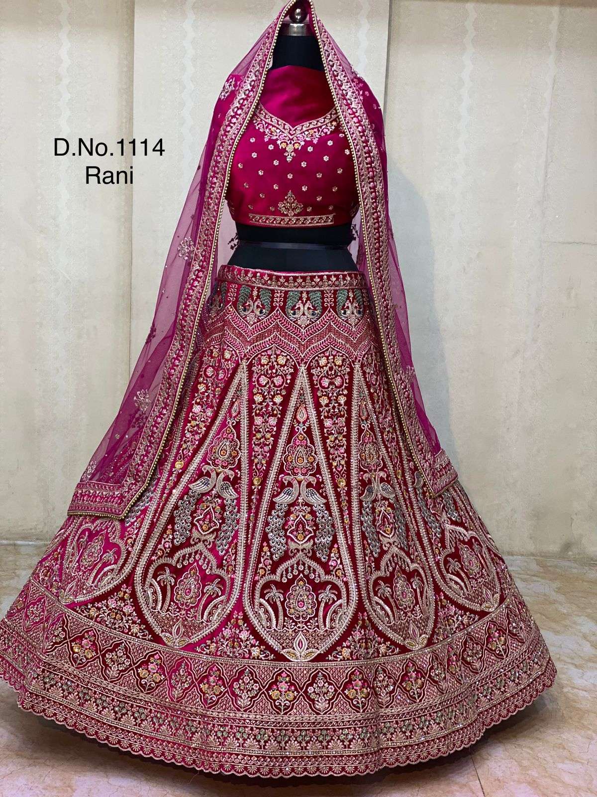 BOLLYWOOD DESIGNER BRIDAL WEDDING WEAR EXCLUSIVE NEW STYLE RANI LEHENGA IN VELVET FABRIC SM PC SENHORA 11RN