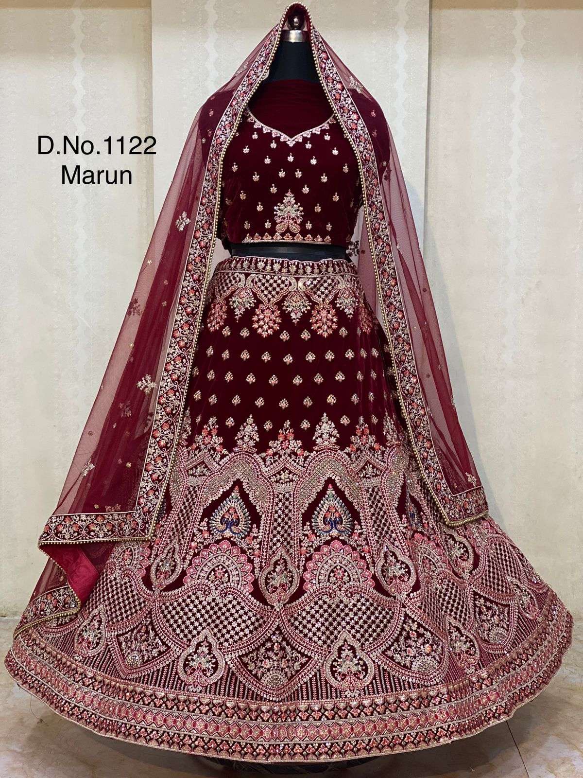 BOLLYWOOD DESIGNER BRIDAL WEDDING WEAR EXCLUSIVE NEW STYLE MAROON LEHENGA IN VELVET FABRIC SM PC SENHORA 1122M