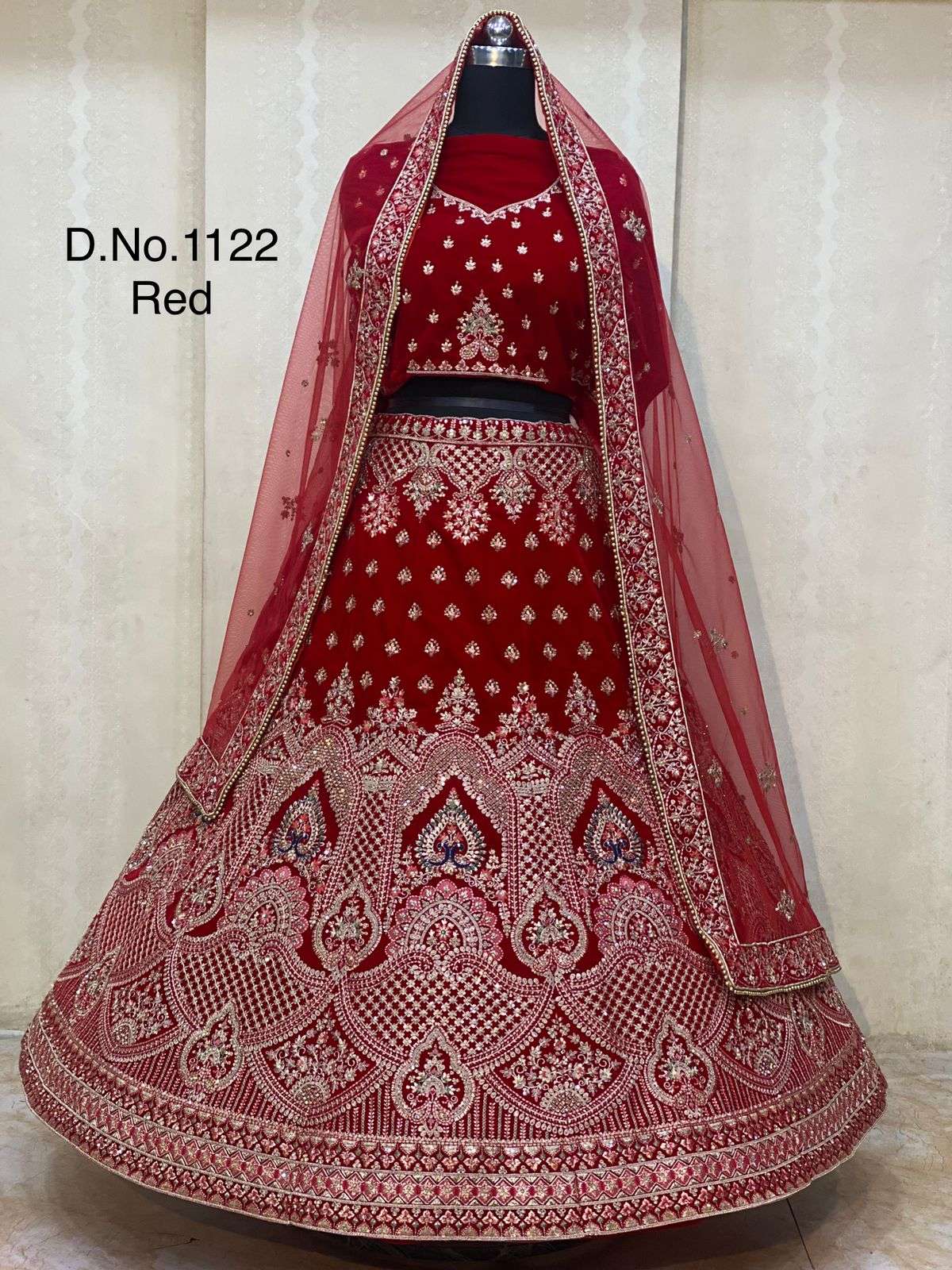 BOLLYWOOD DESIGNER BRIDAL WEDDING WEAR EXCLUSIVE NEW STYLE RED LEHENGA IN VELVET FABRIC SM PC SENHORA 1122R