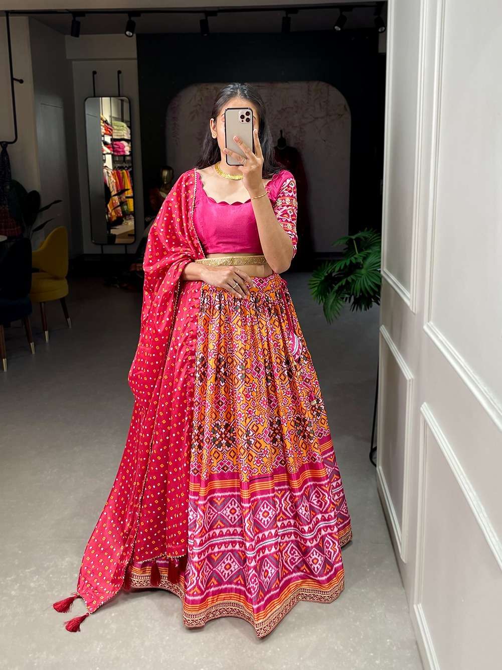 BOLLYWOOD DESIGNER TRENDY STYLISH FANCY PARTY WEAR PINK CHINON SILK LEHENGA CHOLI SHREEMATEE FASHION PC 1009