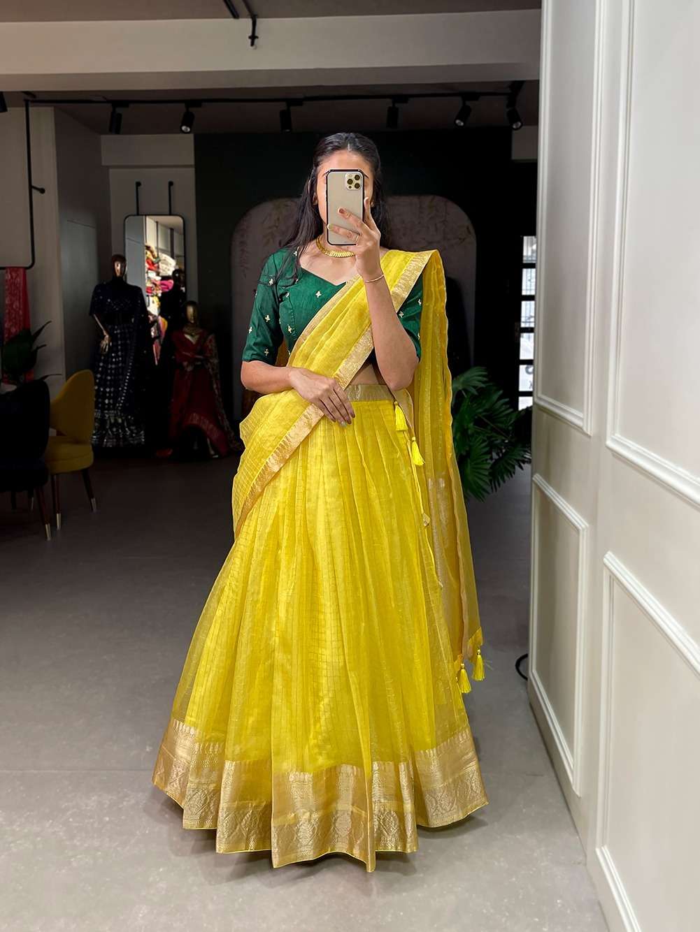 DESIGNER TRENDY STYLISH FANCY PARTY WEAR YELLOW ORGANZA SILK LEHENGA CHOLI PC 2042E