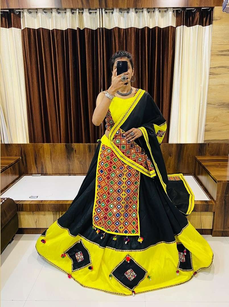 DESIGNER FANCY HEAVY PURE COTTON LEMON COLOR NAVRATRI LEHENGA CUM GAMTHI LEHENGA MIRROR WORK CHOLI PC 7052