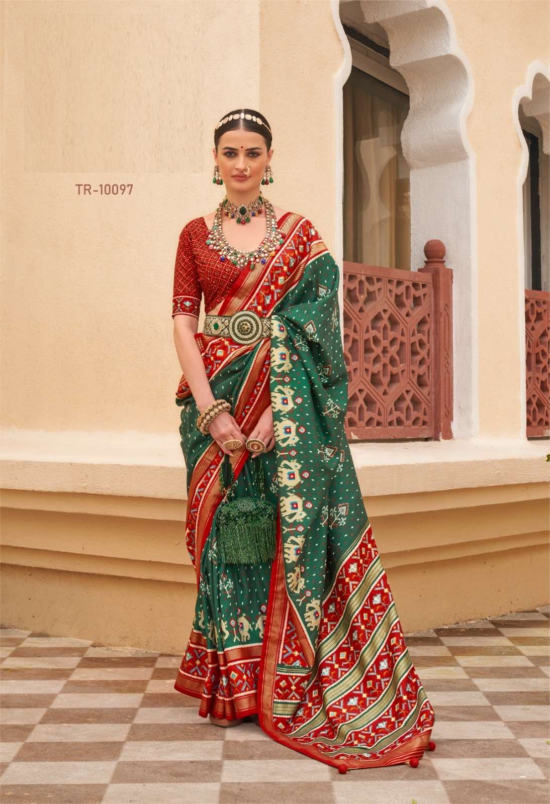 DESIGNER FANCY WEDDING PARTY WEAR DESIGNER GREEN BANARASI SILK FABRIC SAREE SM REWAA PALKHI PATOLA 10097