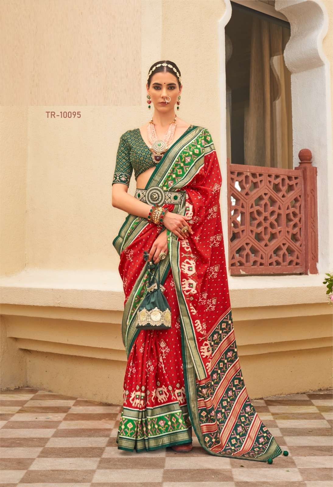 DESIGNER FANCY WEDDING PARTY WEAR DESIGNER RED BANARASI SILK FABRIC SAREE SM REWAA PALKHI PATOLA 10095