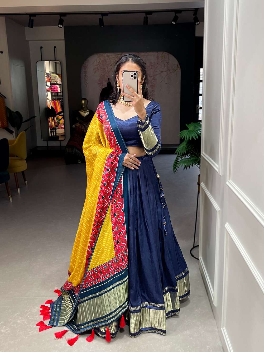 DESIGNER FANCY WEDDING PARTY WEAR INDIAN SILK BLUE LEHENGA CHOLI COLLECTION PC 1653