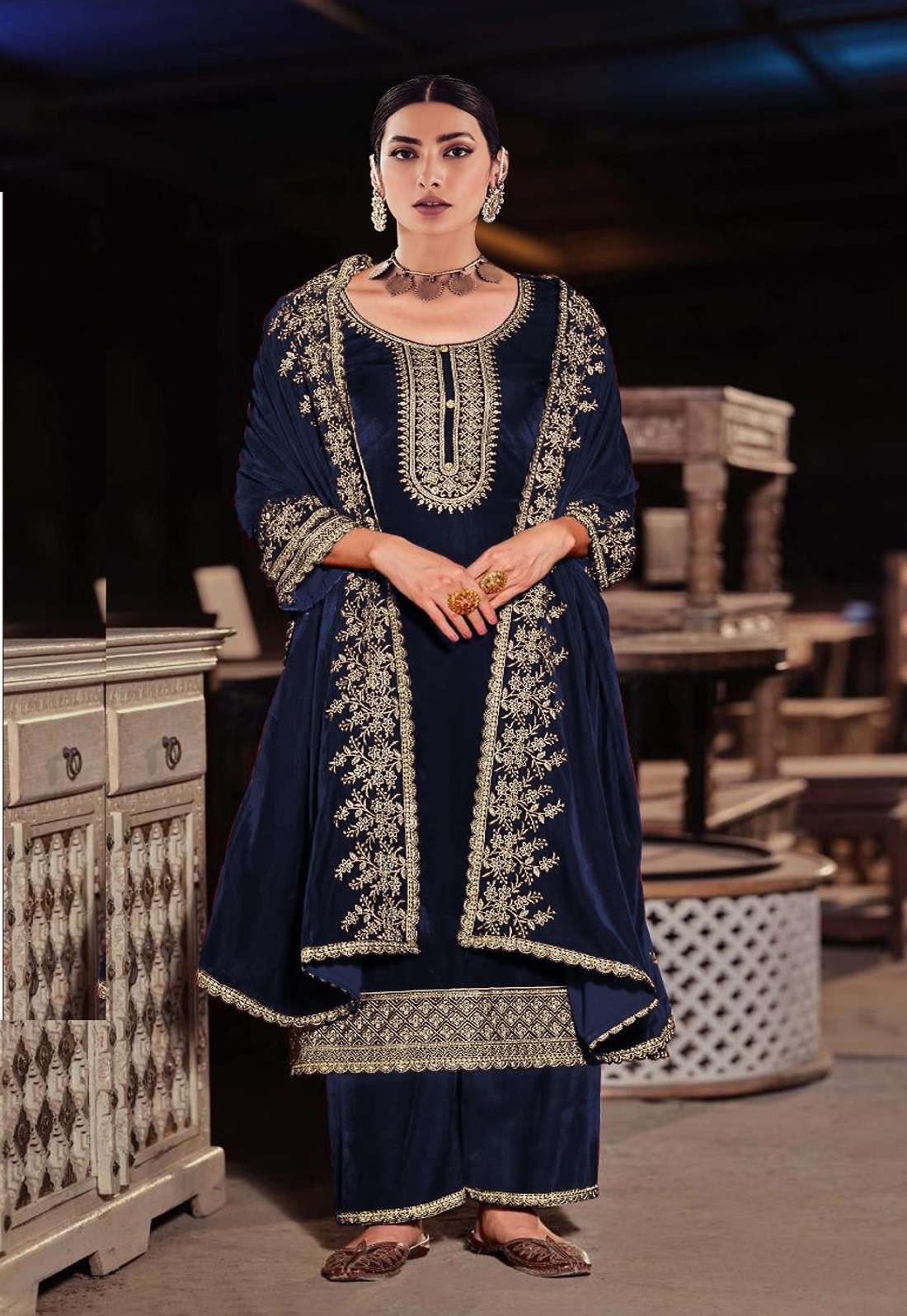 DESIGNER FANCY WEDDING PARTY WEAR PREMIUM VISCOSE BLUE VELVET STRAIGHT SALWAR SUIT CPR 2001D